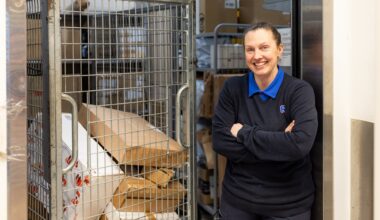 Pakkekaos: – Vi har ikke plass i hyllene - ba.no