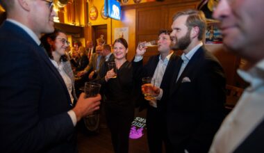 EU, Toll | Senterpartiet reagerer: – Island forhandler, Norge drikker øl