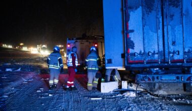 (+) Politiet etterforsker ulykka i Grane: – Fører av lastebilen er avhørt - Helgelendingen