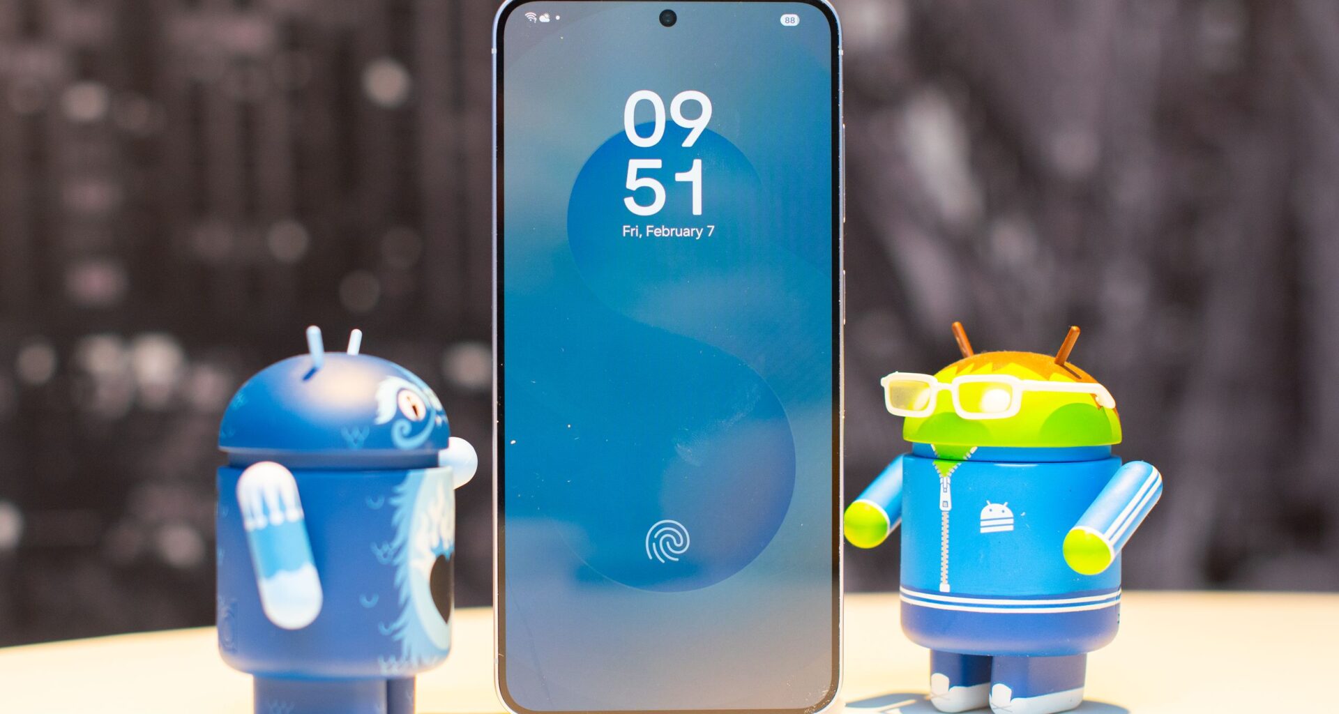 Samsung Galaxy S26-serien kan bli avduket så tidlig som i januar, med nye kameraer og et batteriløft