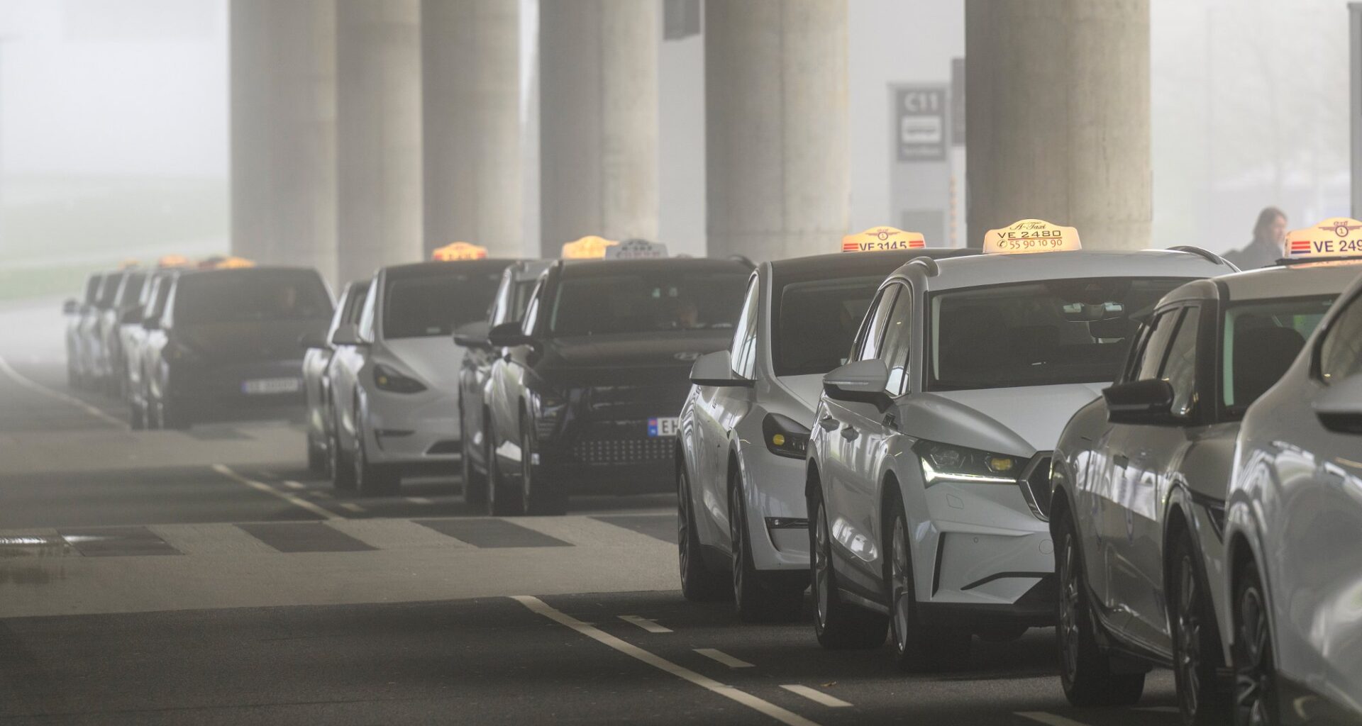 A-krimsenteret, Drosjenæring | A-krimsenteret i Bergen utførte en omfattende kontroll av drosjer og oppdaget lovbrudd.