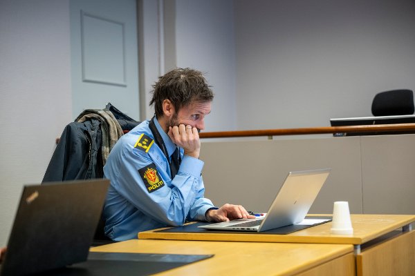 En mann i 30-årene er varetektsfengslet i fire uker for et drapsforsøk på byen i Bergen. Konflikten oppsto inne på utestedet Folk og Røvere.
Politiadvokat Bernt Dahlsveen