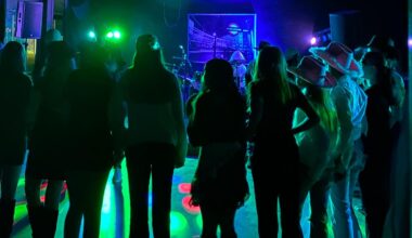 Dagens ros, Ungdom | Dagens ros til skulen og Fau