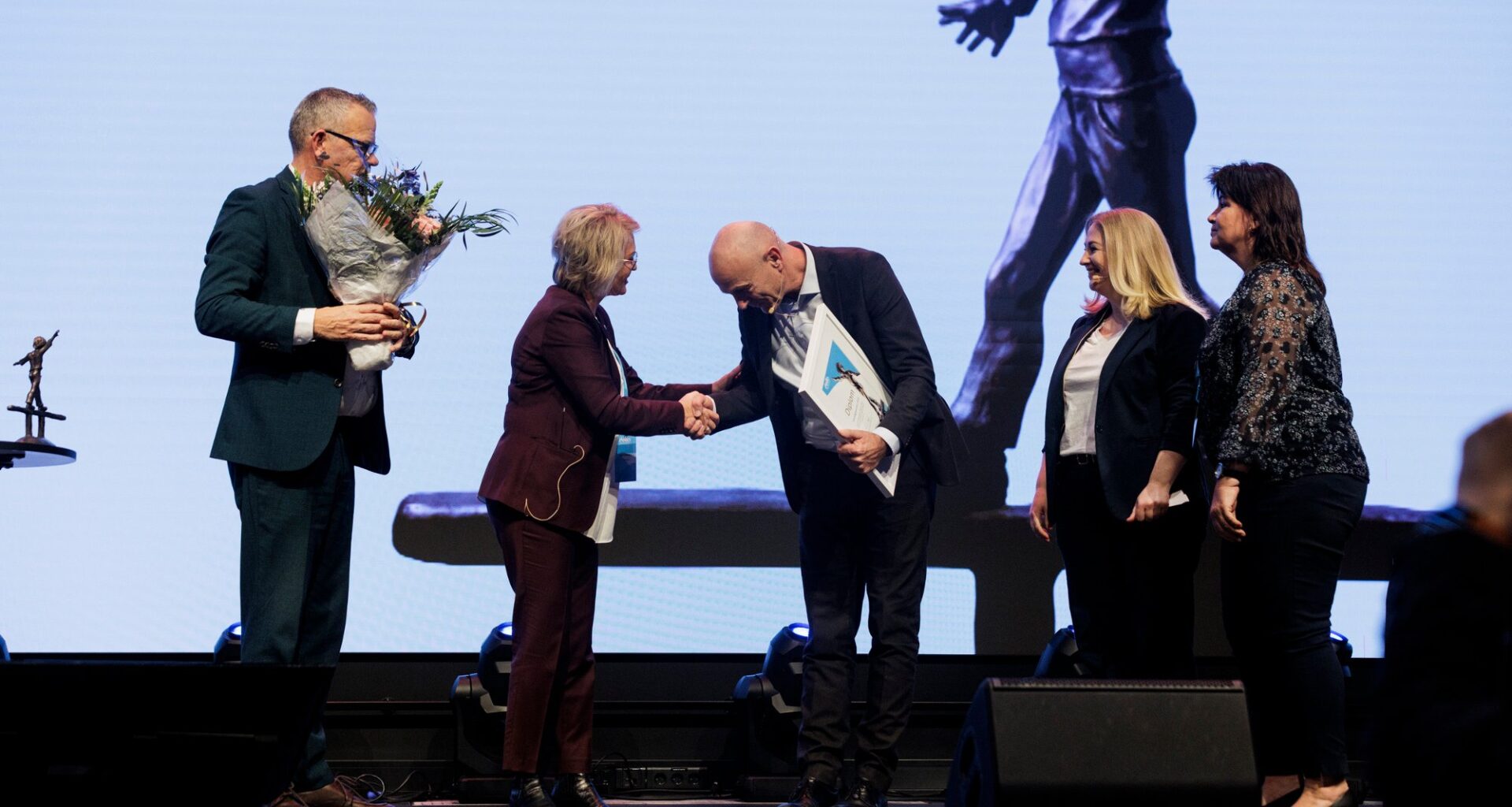 Tysvær, Delta | Kåret til årets arbeidsgiver i Norge: – Jeg er stolt og takknemlig - Haugesunds Avis