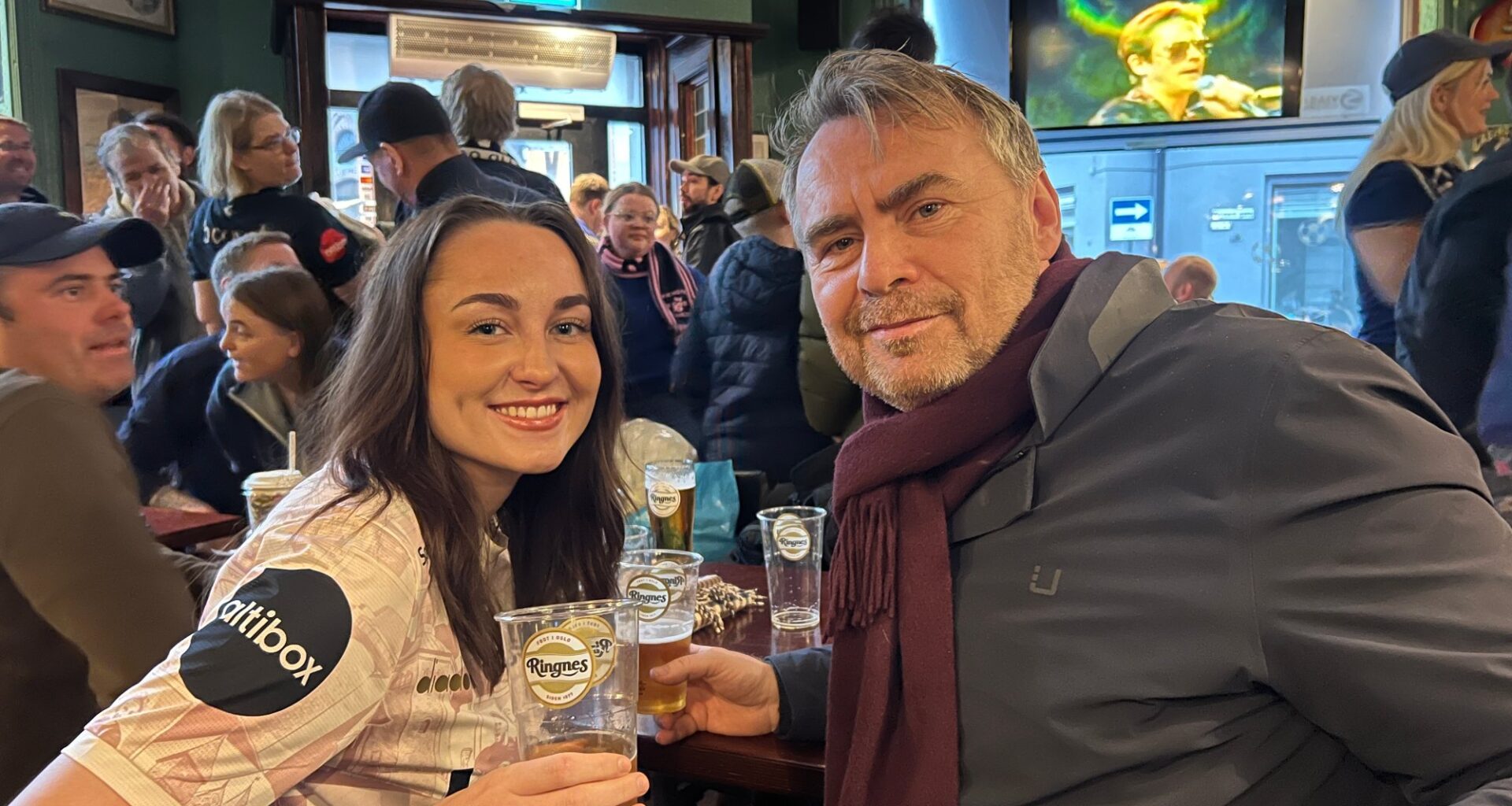 Viking, Supportere | Ladet opp til kamp på pub: – Jeg er ingen fotballekspert, men har tro på Viking - RA Stavanger