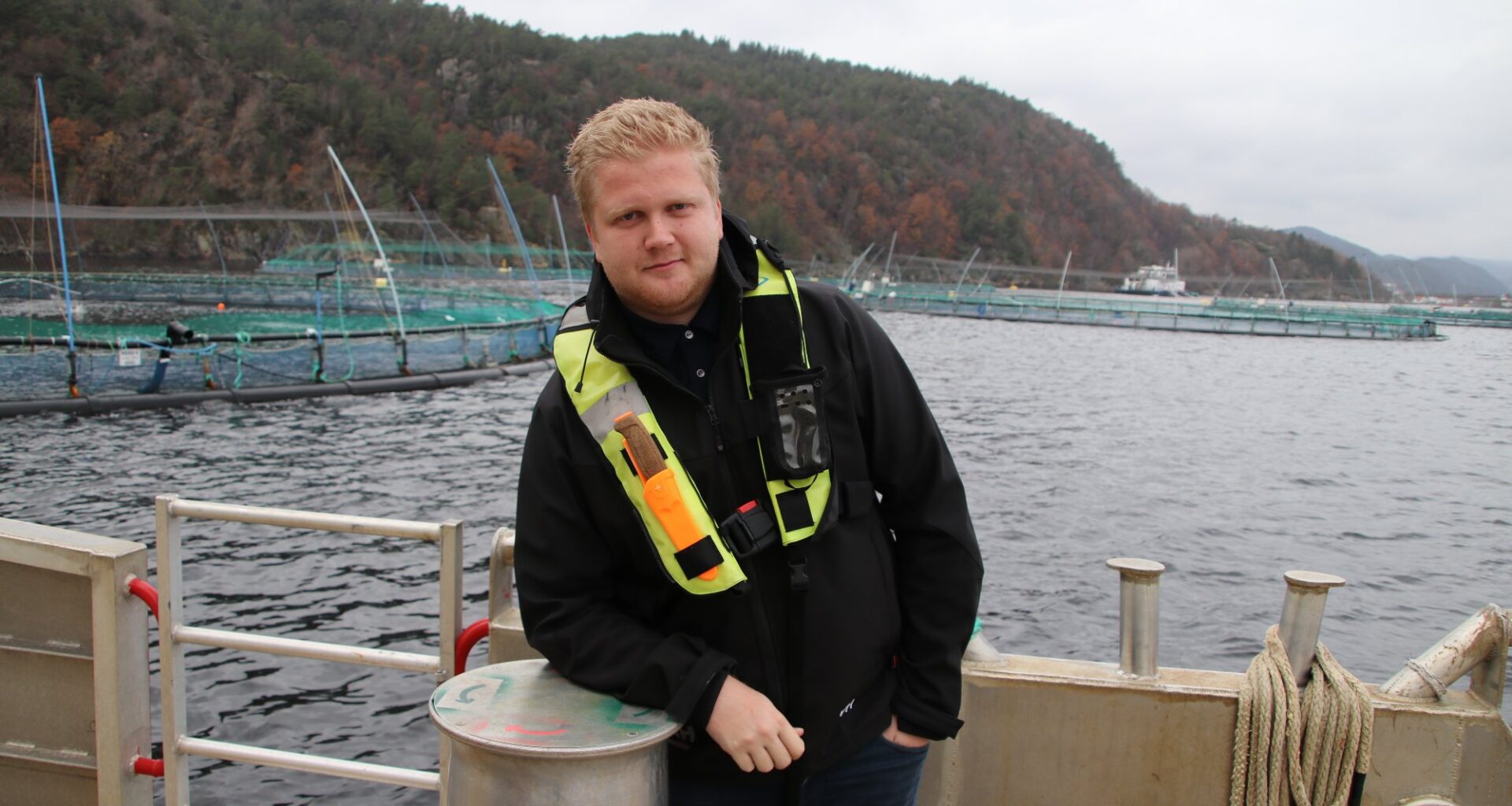 Laksedød, Flekkefjord | Alger tok livet av 1,15 millioner laks: – Det har vært en tung tid! - Avisen Agder