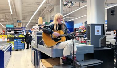 Rema 1000, TONO | Livekonsert i kassen på Rema