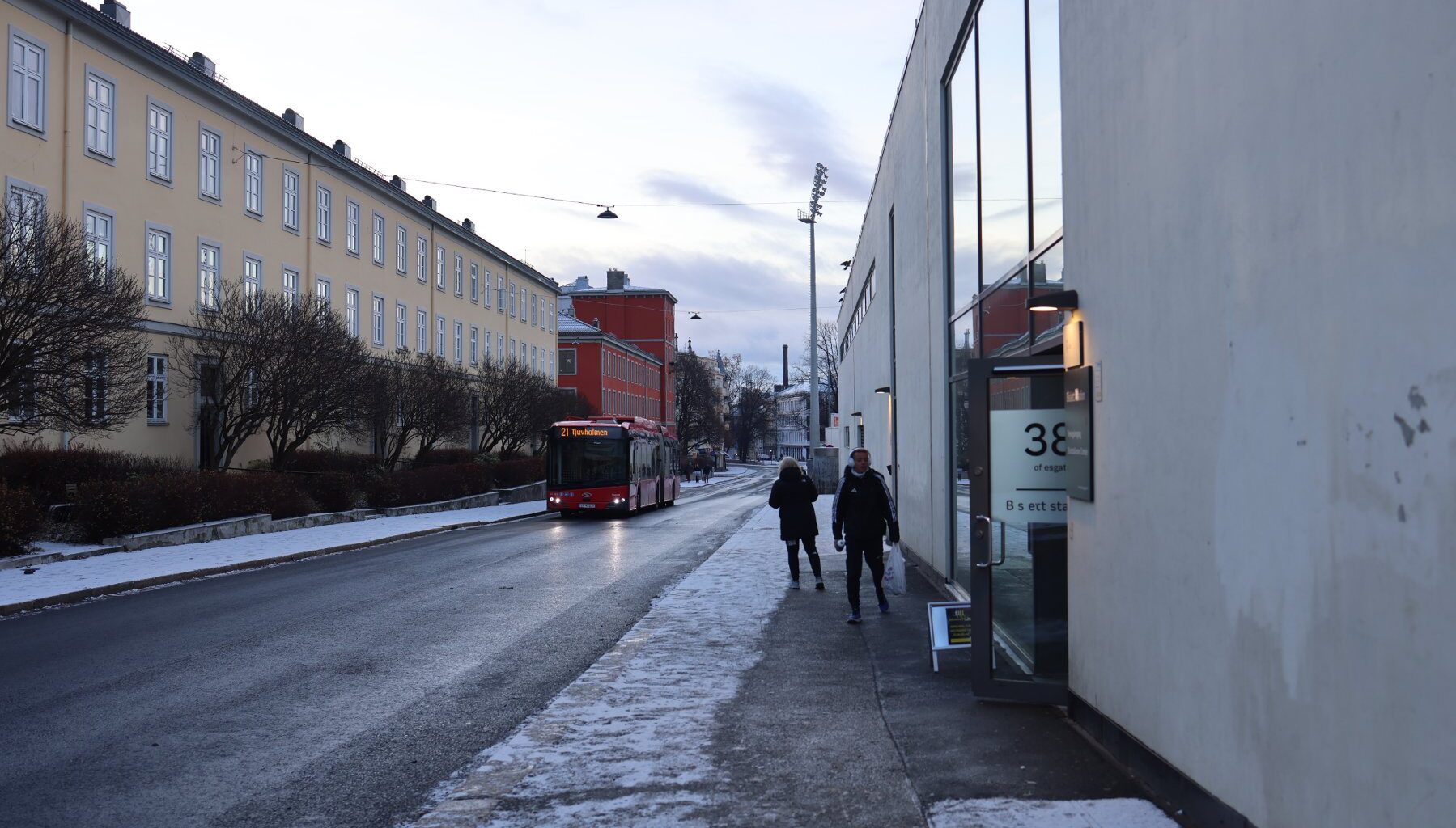 Bislett, Bislett stadion | Etterspørselen er rekordstor, men kjendis-lege advarer: – Ikke anbefalt - Avisa Oslo