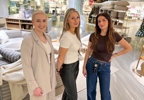 oasen bolia Erle Rykkje Larsen 20 og Gerd Kristine Odland 22 Larsen, Elisabeth Barane 29