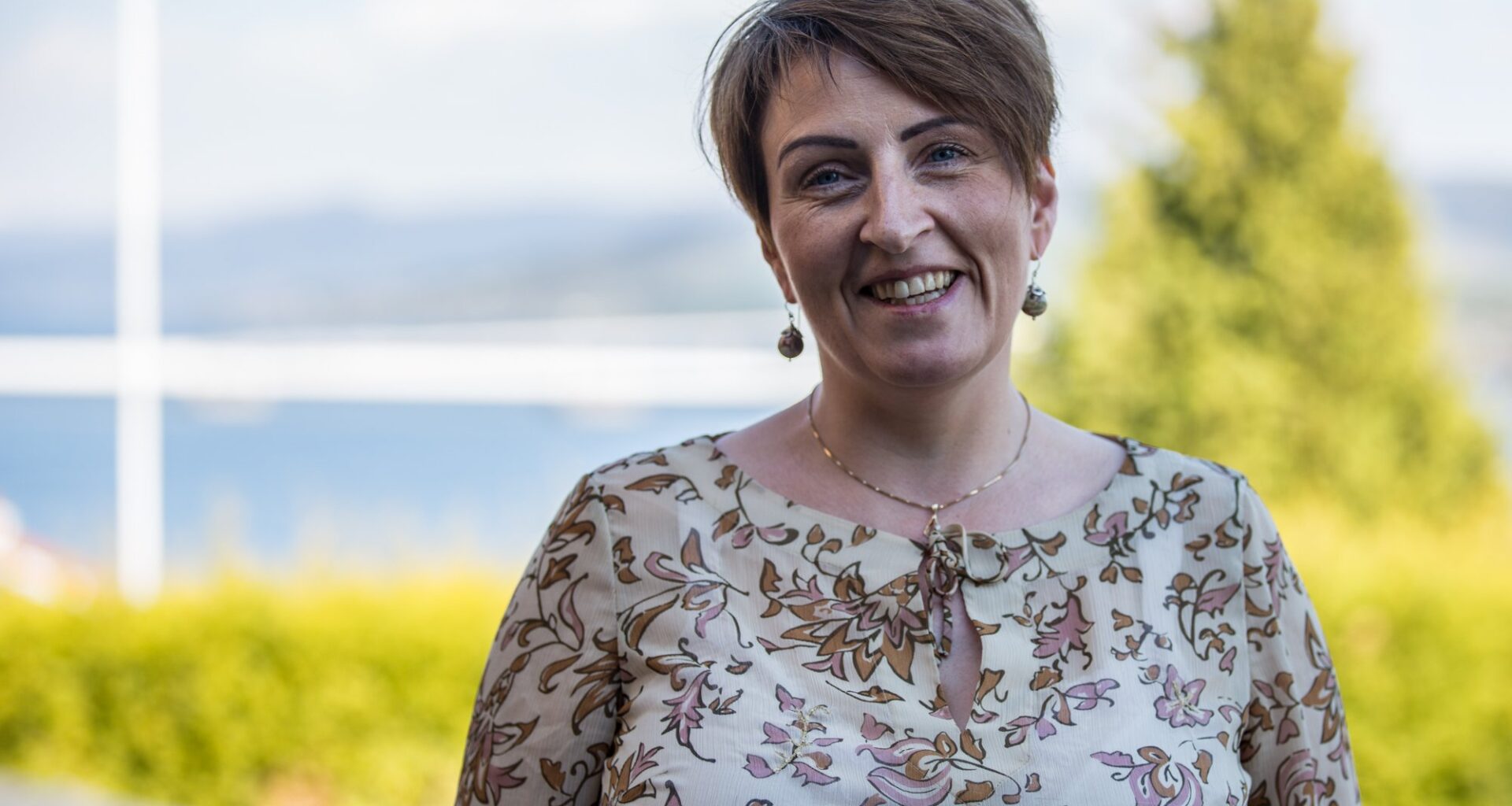 Hun fikk sparken før året var omme. Slik begrunnes oppsigelsen av kommunedirektøren: «Du sitter og blar på telefonen og virker uinteressert under politiske diskusjoner» - Rana Blad