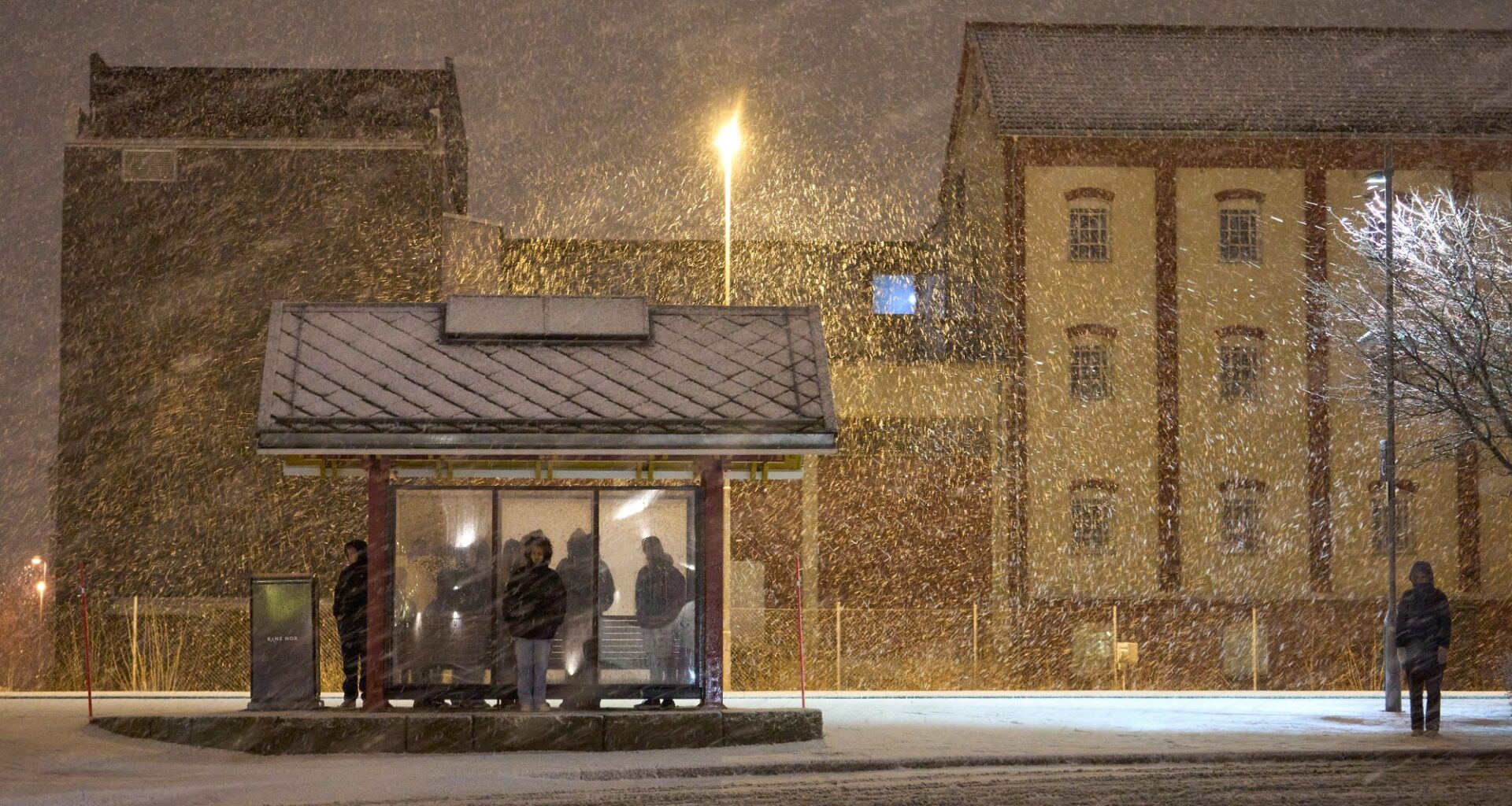 Vær, Vinter | Melder snø flere dager i strekk – har sendt ut farevarsel