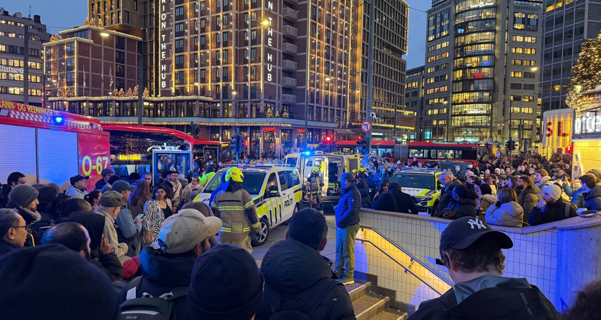 Oslo, Ulykke | Politiet skjelte ut filmende tilskuere: – Fy, skam dere!