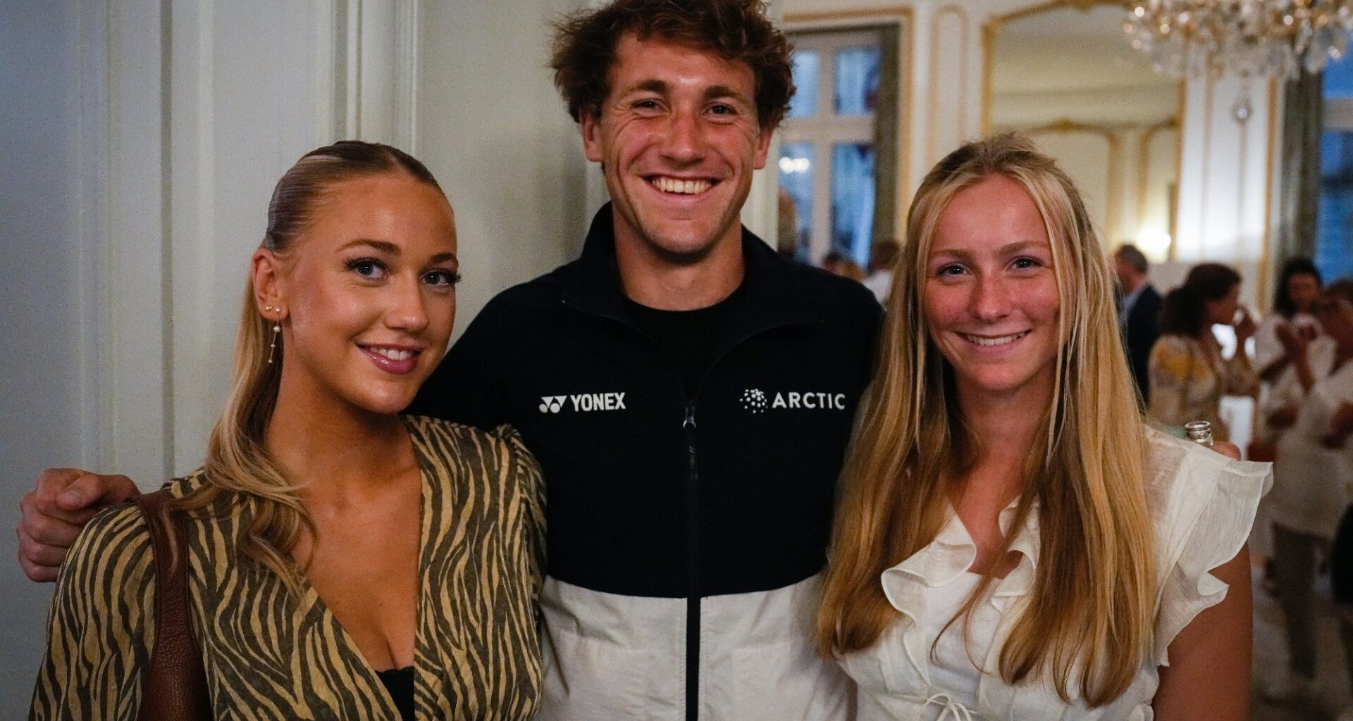 Casper Ruud, Toppleilighet | Casper Ruud med milliongave til søstrene: Får hver sin toppleilighet