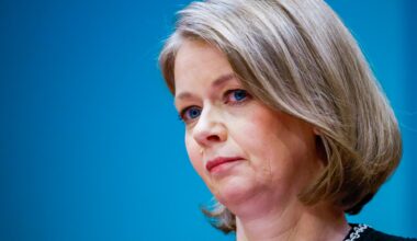 Nyheter, Økonomi | Knuses av Sverige: Tror Norges Bank må handle