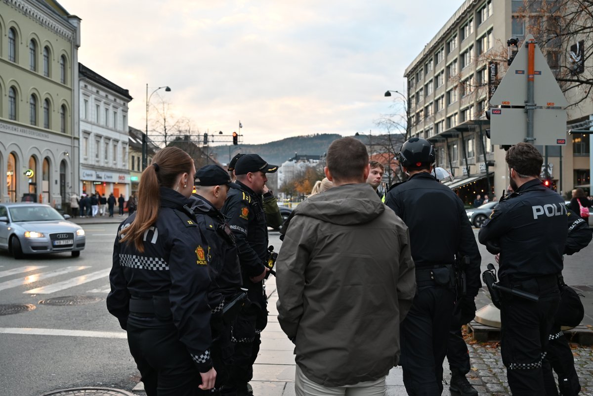 Sport, Fotball | Masseslagsmål i Trondheim: Fotballsupportere barket sammen