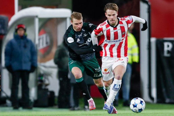 Tromsø 20251122. 
Tromsøs Lars Olden Larsen under eliteseriekampen i fotball mellom Tromsø og Rosenborg på Romssa Arena.
Foto: Rune Stoltz Bertinussen / NTB