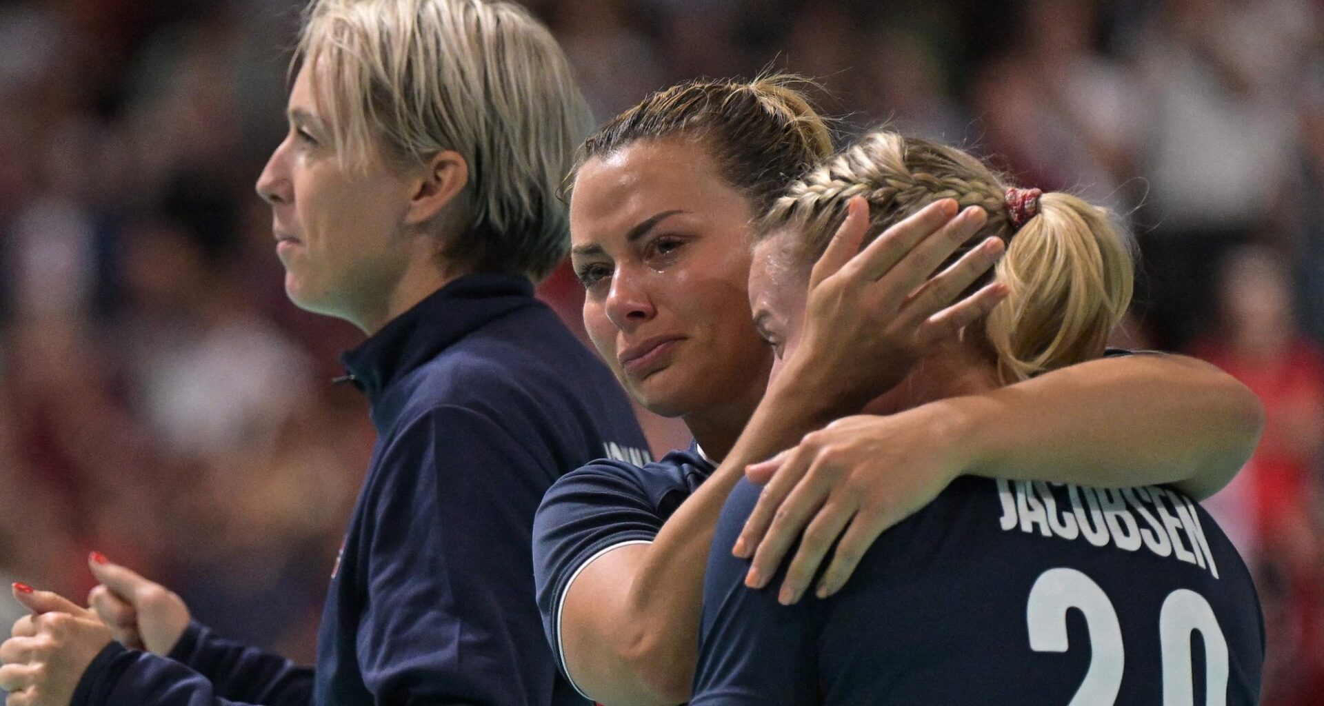 Håndball-VM, Håndball-VM 2025 | Håndball-bildene rystet Norge: – Forferdelig