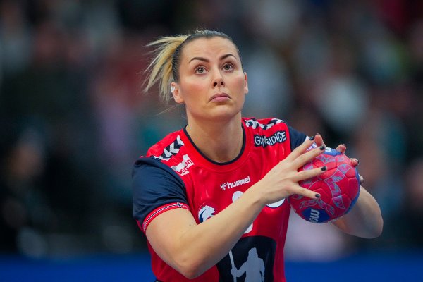 Et bilde av Nora Mørk