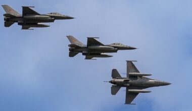 Russland, Romania | Rumenske myndigheter sier droner har krenket landets luftrom – sender kampfly på vingene