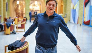 Politikk, Høyre | Ola Svenneby: Visste ikke at Eriksen Søreide skulle avklare lederkandidatur