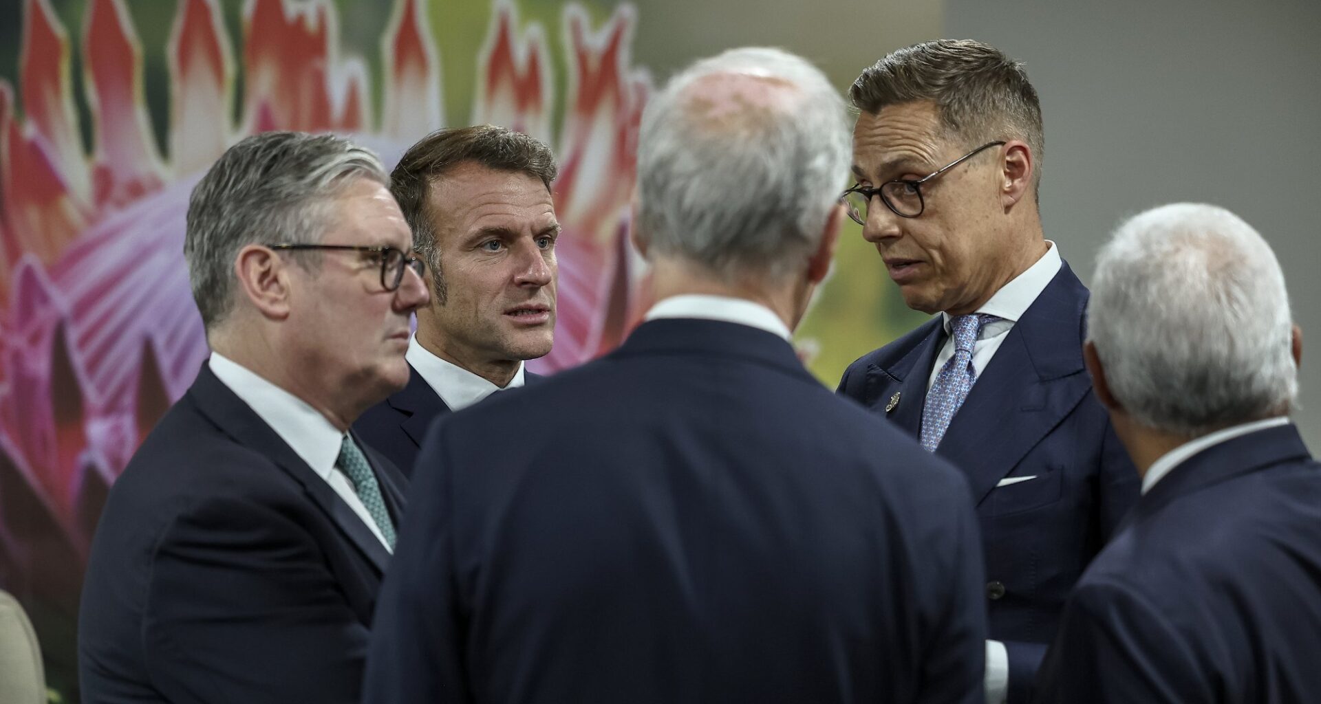 Nyhetsvarsel, Ukraina | Europeiske ledere: USAs Ukraina-plan trenger mer arbeid