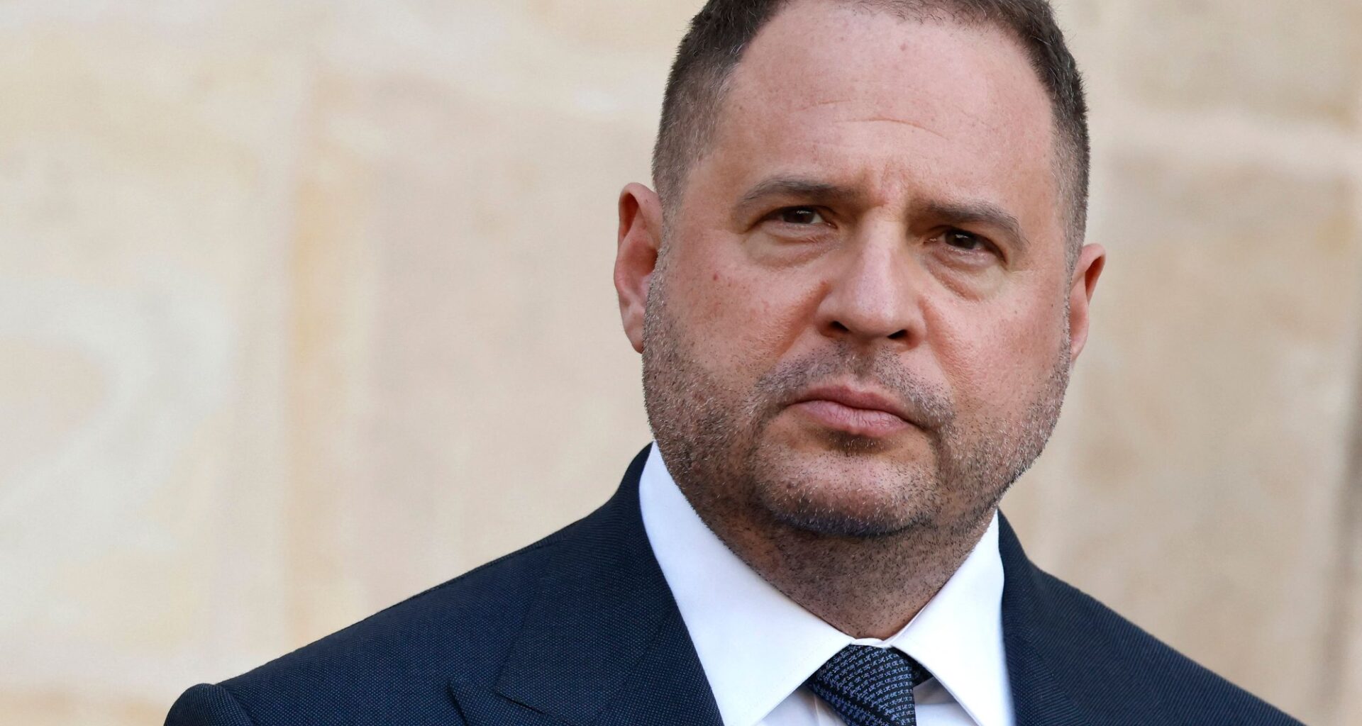 Ukraina, Korrupsjon | Anti-korrupsjonsbyrå slår til mot Zelenskyjs mann