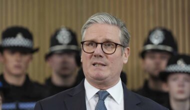 Britene kopierer Danmark for å stoppe migranter: Prøver "performativ grusomhet"