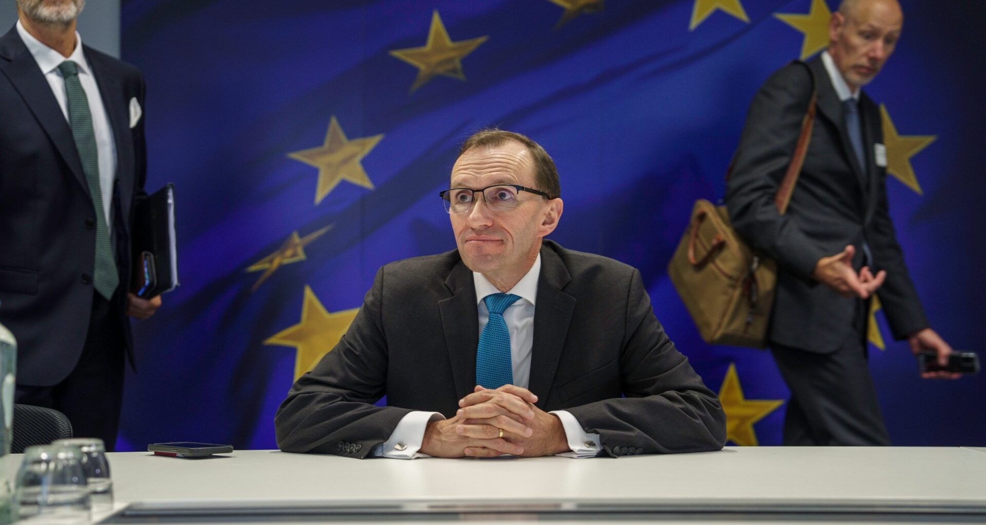 Tolldramaet gjer rekordmange nordmenn usikre: – Heile mediebildet er at EU er «slemme» mot oss - Firda