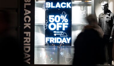 Økonomi og næringliv, Forbruker | Nye tall viser at tilbudsuken Black Week Black Friday ikke bare øker kortforbruket i storbyen, men også i Østerdalen følge privatøkonom i Sparebank1