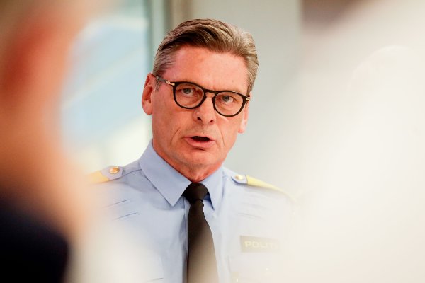 Oslo 20231117. 
Sjef for utrykningspolitiet Knut Smedsrud under et møte med sentrale aktører i trafikksikkerhetsarbeidet om ulykkesutviklingen.
Foto: Emilie Holtet / NTB