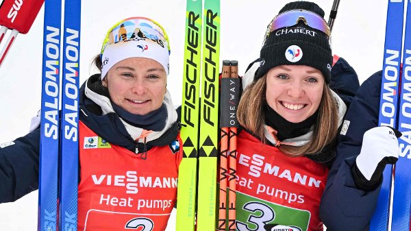 LAGVENNINNER: Jeanne Richard (t.v.) og Oceane Michelon (t.h.) har konkurrert sammen i en årrekke. Nå slår vennskapet sprekker.