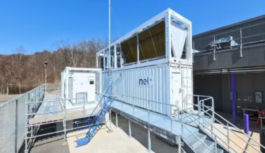 Nel elektrolysør fra fabrikk i USA. Anleggene i Florø og Egersund får elektrolyører fra NEL.