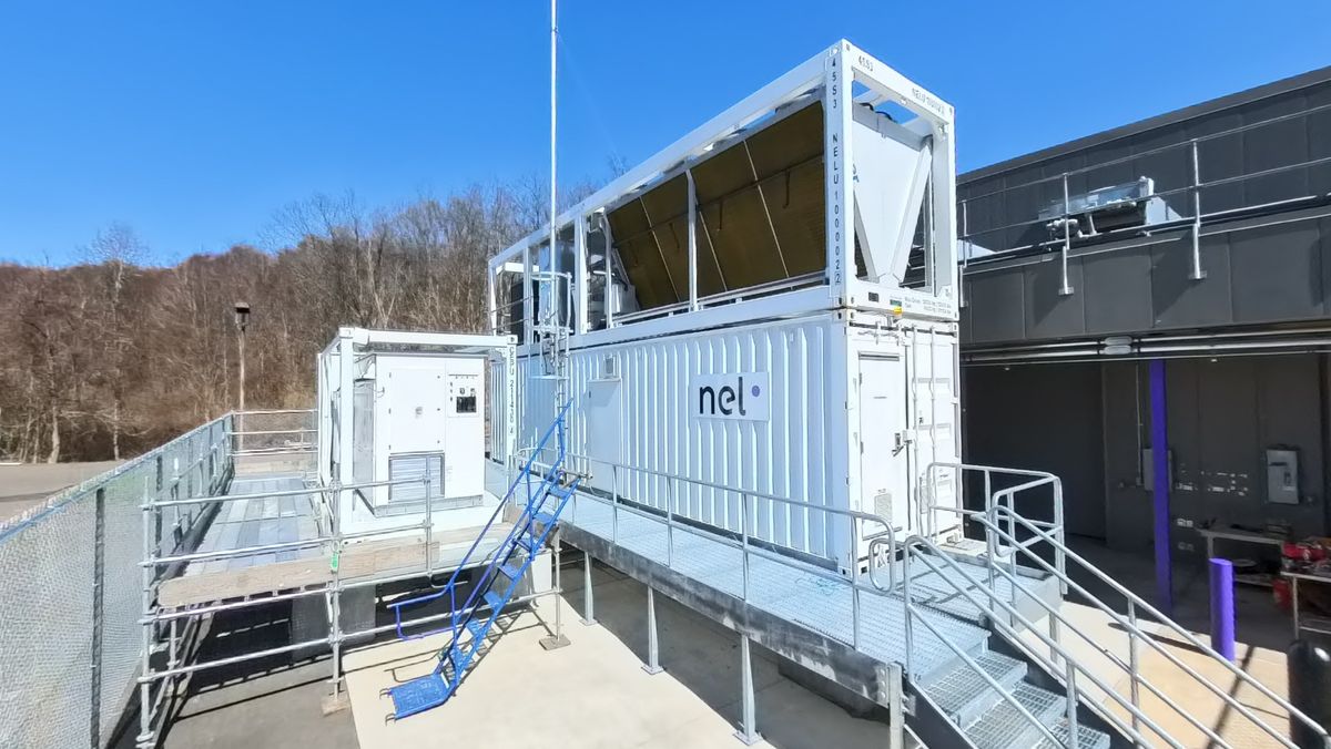 Nel elektrolysør fra fabrikk i USA. Anleggene i Florø og Egersund får elektrolyører fra NEL.