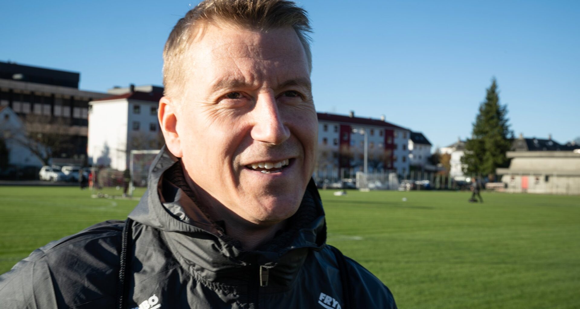 Leif Gunnar Smerud, Sport | Lørdag kan Brann og Leif Gunnar Smerud sikre gullet i toppserien