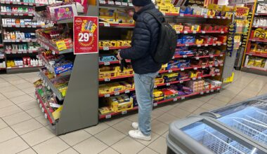 Matvarer, Dagligvare | Nidar og Freia rives vekk: – Synes det er ille