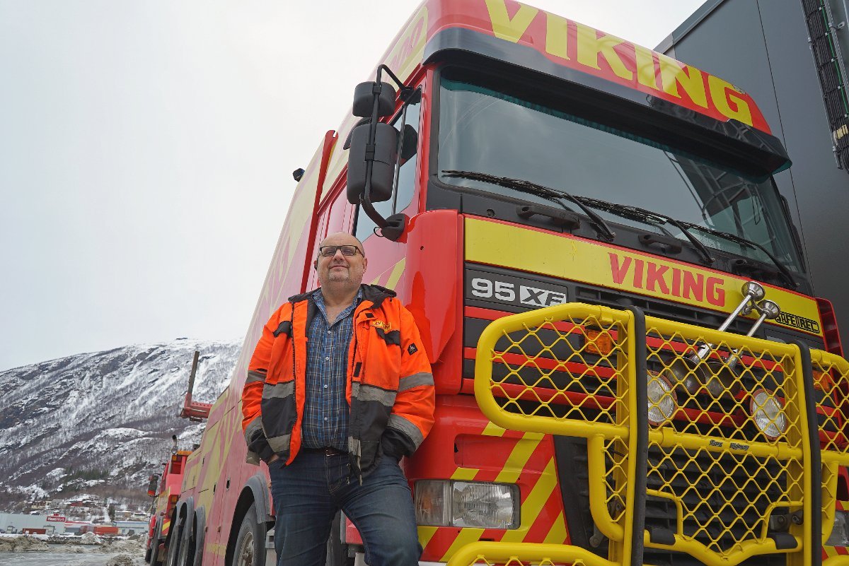 Bilberging, Vinterturisme | Berget det samme kinesiske paret opp av grøfta sju ganger på ei uke: – Nei, hva skal du si? - Nordlys