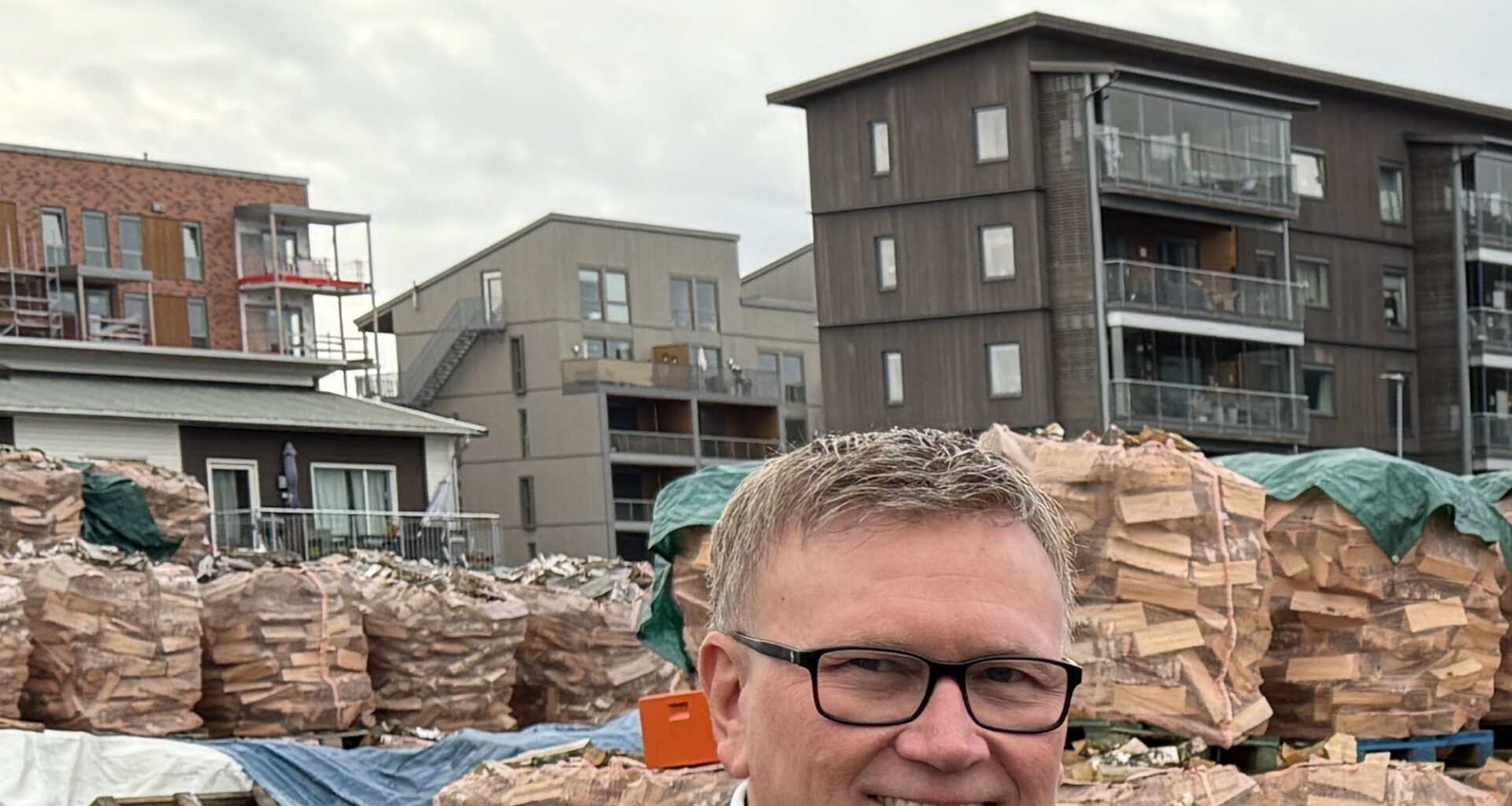 Ved, Vinter | Nå skal ikke «alle» ha ved: – Salget er halvert siden i fjor