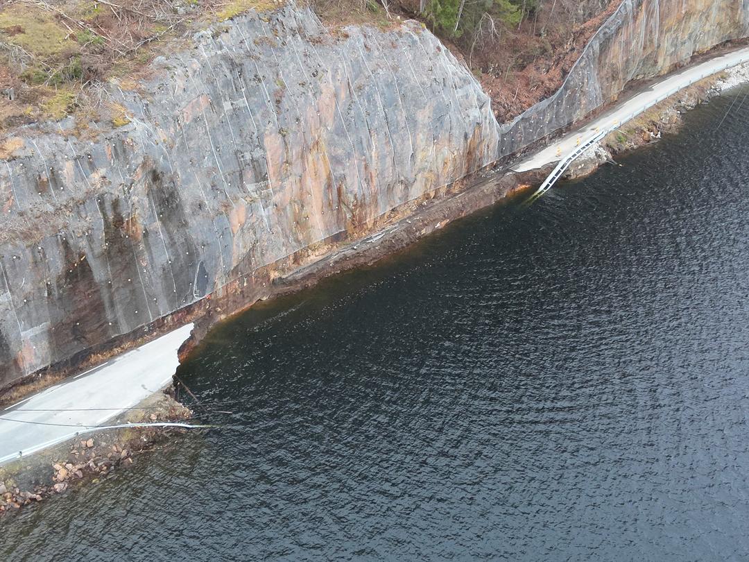 Ras stengte veien to ganger på fire dager