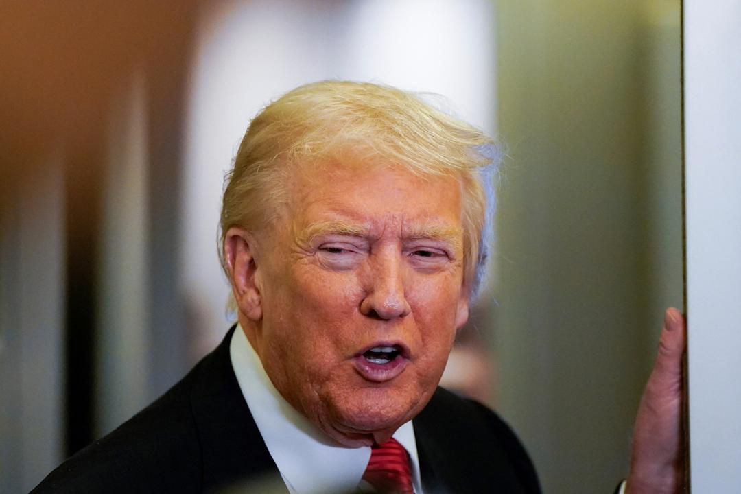 Trump synes synd på kongefamilien etter prins Andrew-skandalen