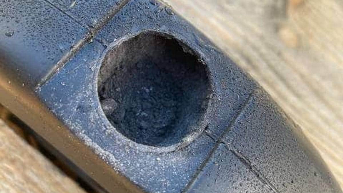 Reagerte på at det lakk sand ut av manualene – fant asbest – NRK Norge – Oversikt over nyheter fra ulike deler av landet