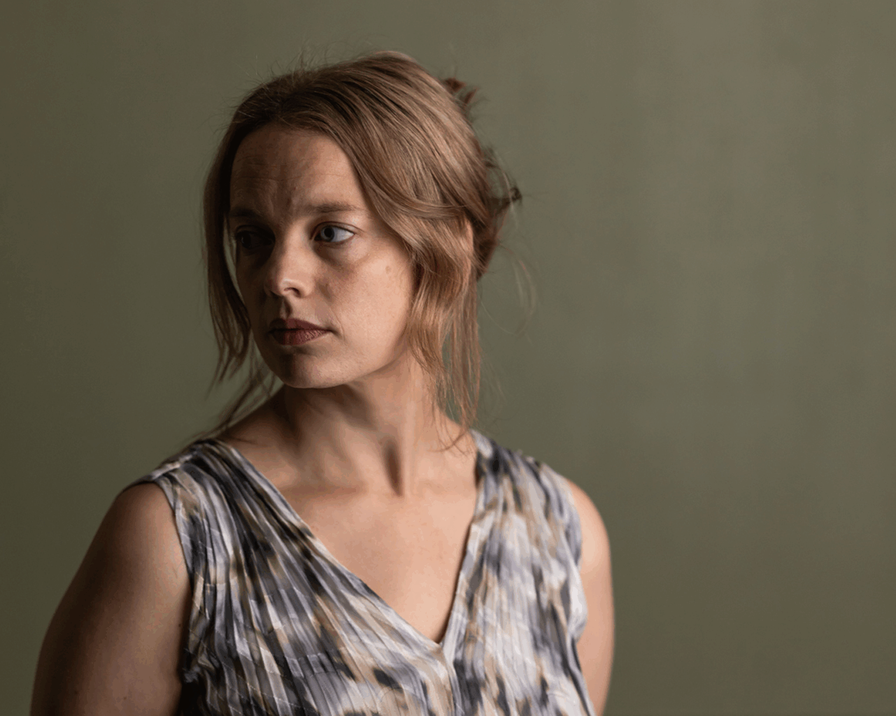 Kultur, Røros | Fredag slapp Anne Linn ny singel – denne uka spiller hun på Røros og Tynset