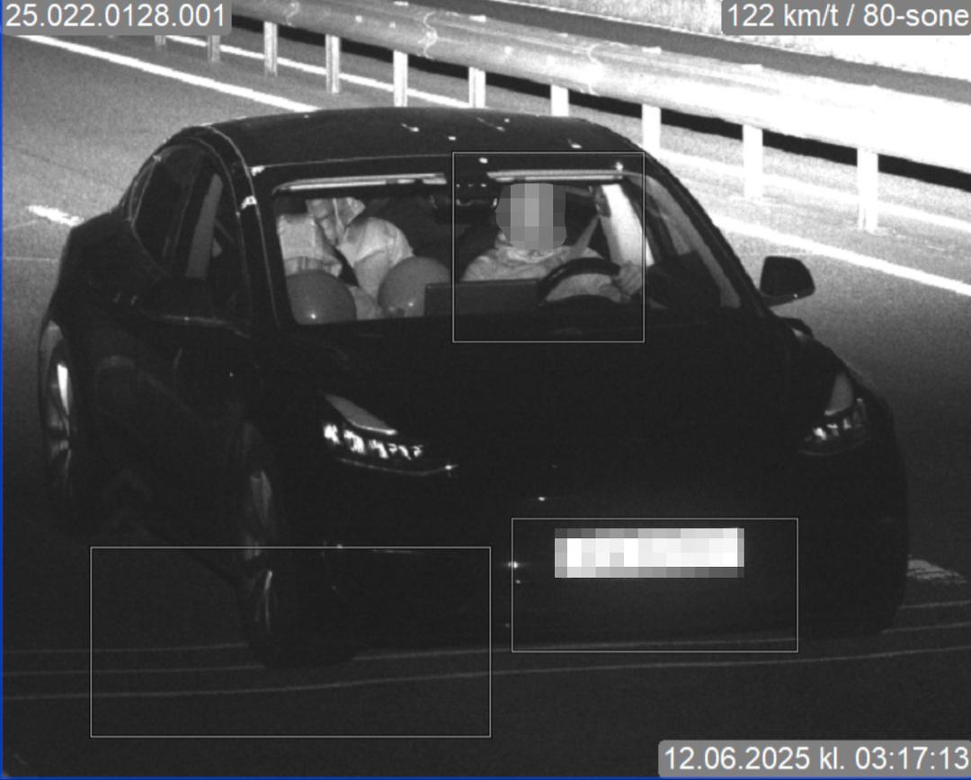 – Ikke meg på det bildet