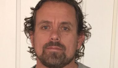 Hyllest til Åge Hareide - vikebladet.no