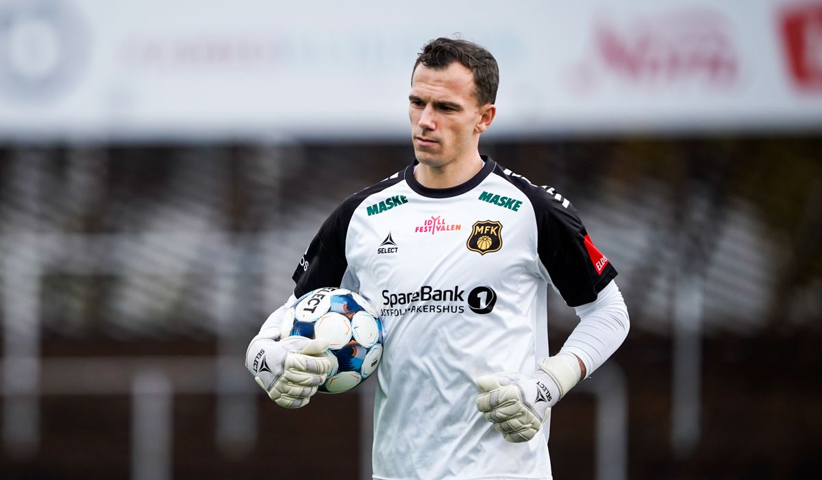 Tidligere Molde-keeper ble helt – tidligere Træff-keeper utvist - rbnett.no