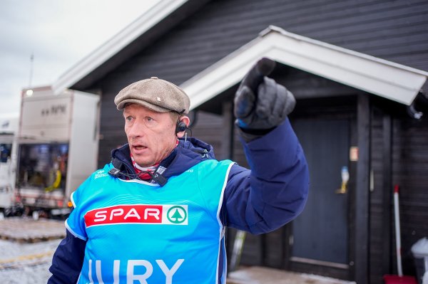 Beitostølen 20251122.
Juryleder Torbjørn Broks Pettersen under 10 km klassisk på Beitostølen.
Foto: Terje Pedersen / NTB