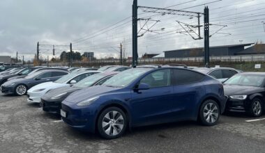 Bruktbil, Elbil | Roper Tesla-varsku: Bruktbilprisen kan stupe etter nyttår