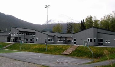 På tide å lytte til oss unge