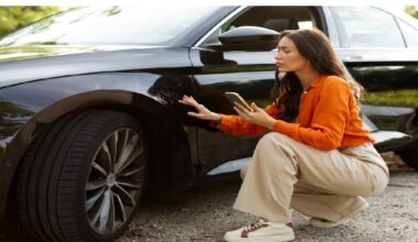 Du sparer deg for mye penger på verksted: Derfor bør du aldri la bilen stå parkert med hjulene på skrå