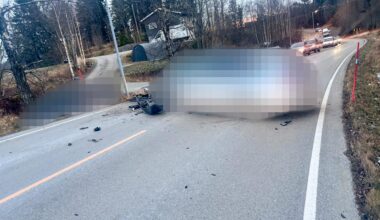 Front mot front-ulykke i Grenland – to personer alvorlig skadet