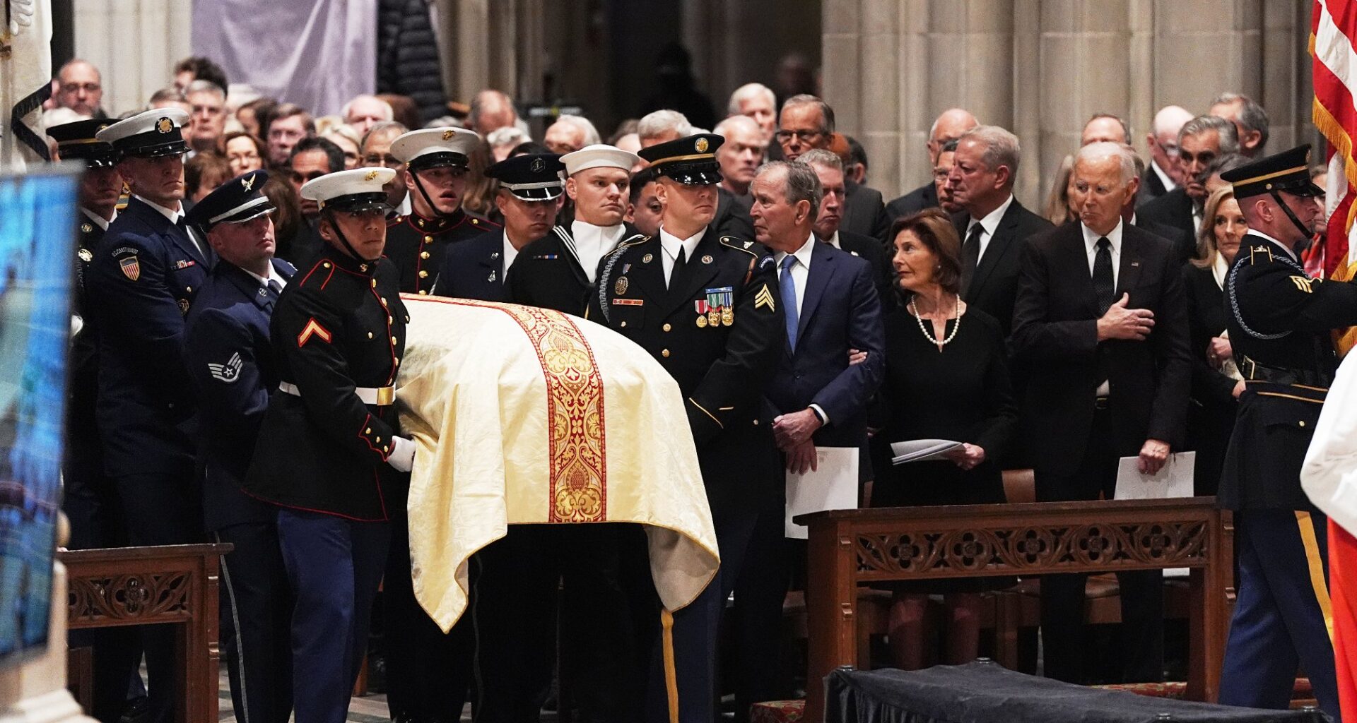Dick Cheney, Bisettelse | Verken Trump eller Vance invitert til Cheneys bisettelse
